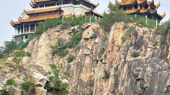 однодневный тур в Бенгбу с посещением музея, озера Лунцзы, храма Циянь и башни Ванхуай с возможностью обслуживания на английском языке