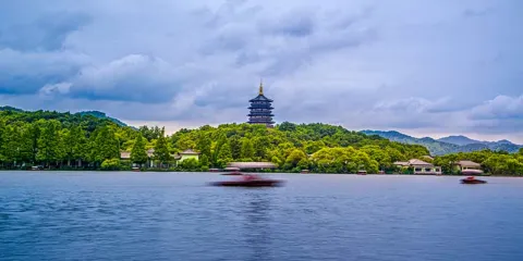 杭州西湖風景區/西湖遊船&雷峯塔/自選宋城·千古情 1日純玩