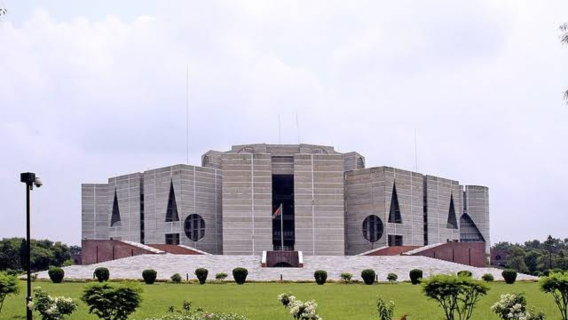 Private English small group tour of modern Dhaka and Louis Kahn's works (parliament building) in Bangladesh