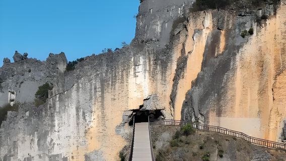 Xunquim Passeio de 1 dia ao Grande Vale de Wulingshan + Projeto 816 em aluguel de veículo | Opção de guia em inglês | Ingressos não incluídos