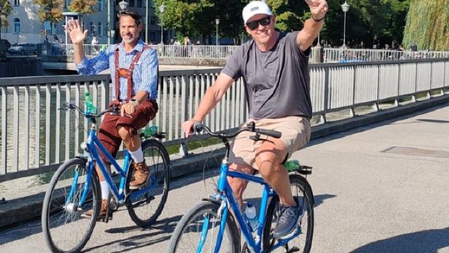 Classic Bike Tour daily @ 11.30am with Beer Garden stop & Surfers