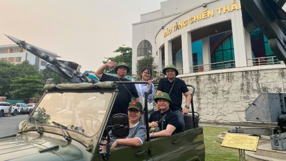 Hanoi Jeep Tour: Train Street, Famous Attractions & Street Food
