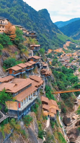 1-day tour from Shanghai to Wangxian Valley by train (with private transfers)