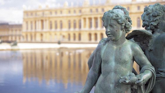 Half day audio guided Versailles tour from Paris (reserved access)