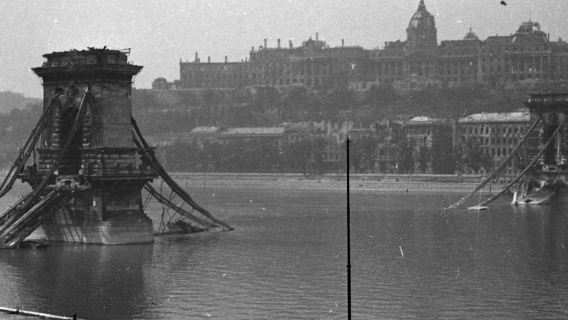 二戰與冷戰步行導覽及巖石醫院參觀