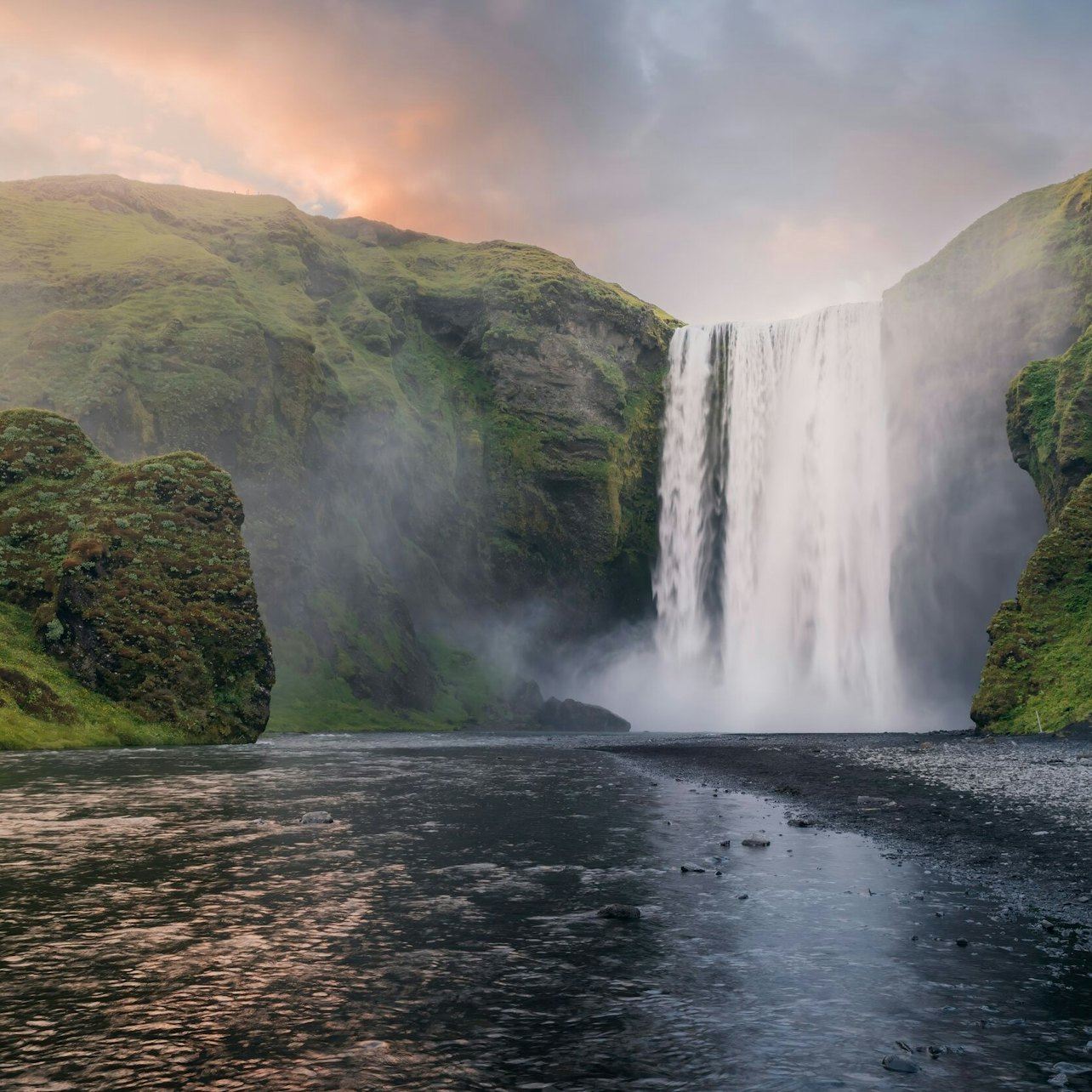 Jökulsárlón Glacier Lagoon: Full-Day Guided Tour from Reykjavik