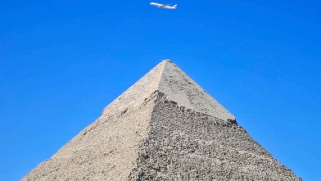 埃及開羅吉薩金字塔群+獅身人面像+大埃及博物館一日遊