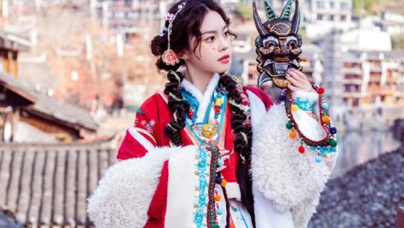 迪慶旅行写真【ドライバーとディレクター + 航空マイクロフィルム + メイクと衣料品&アクセサリー+ 旅程のカスタマイズ + ネガ無料 + 人数無制限】