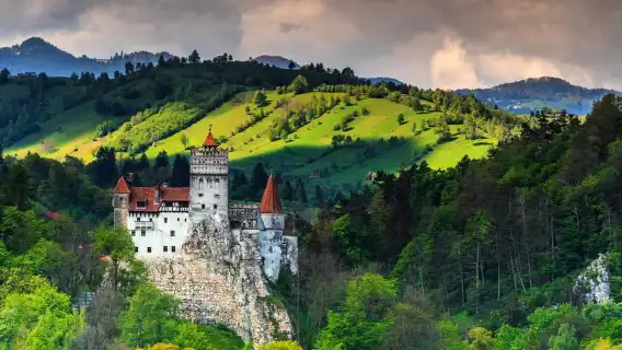 Bucharest: Castles, Carpathians & Brasov Premium Group Tour