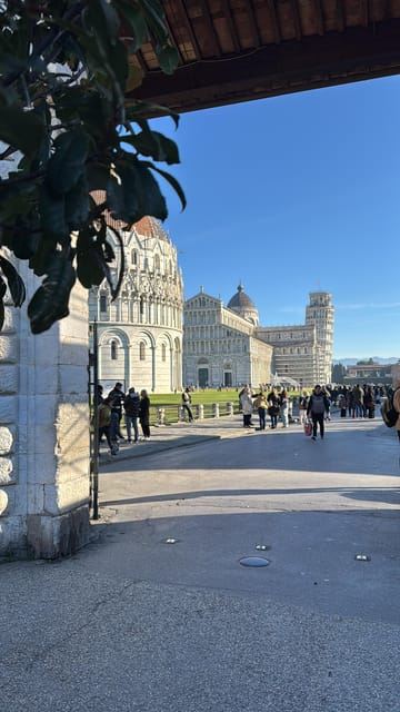 Day trip from Florence to Pisa by train small group
