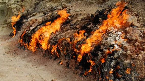 Da Bakü: giro turistico - Ateshgah - Yanardag - Gobustan