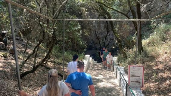 Desde Zakynthos: tour de un día completo por Cefalonia