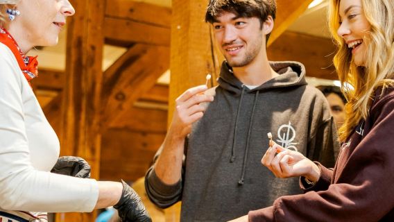 กังหันลม Zaanse Schans: ทัวร์พร้อมไกด์ครึ่งวัน + บริการรับส่ง