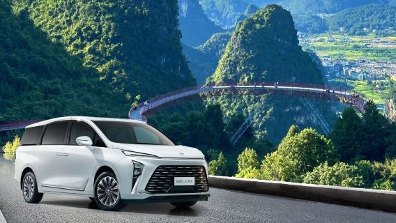 Yangshuo Karst: Ruyi Peak Day Tour