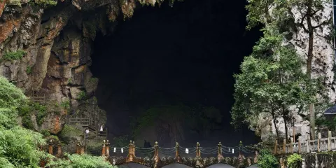 貴州安順黃果樹瀑布+龍宮一日遊中英文服務