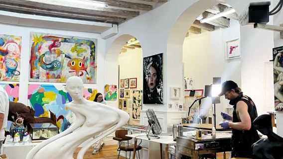 Barcelona: Terokai Daerah Seni dengan Lawatan Wain