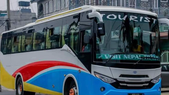 Billete de autobús solo ida para transporte urbano compartido en Nepal de Katmandú a Pokhara o de Pokhara a Katmandú