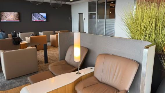 Lounge pass at Bremen Airport BRE in Germany (VIP lounge + waiting/transfer + rest and dining)