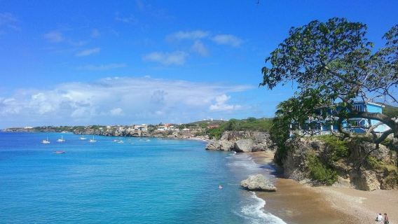 Curacao Royal Trip Tour with Annabay Club Rum Tasting