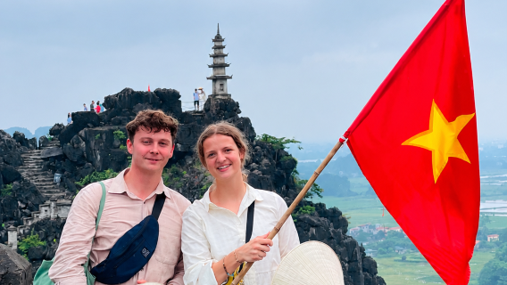 Ninh Binh: Hoa Lu, Trang An & Mua Cave Full-Day Limousine Tour