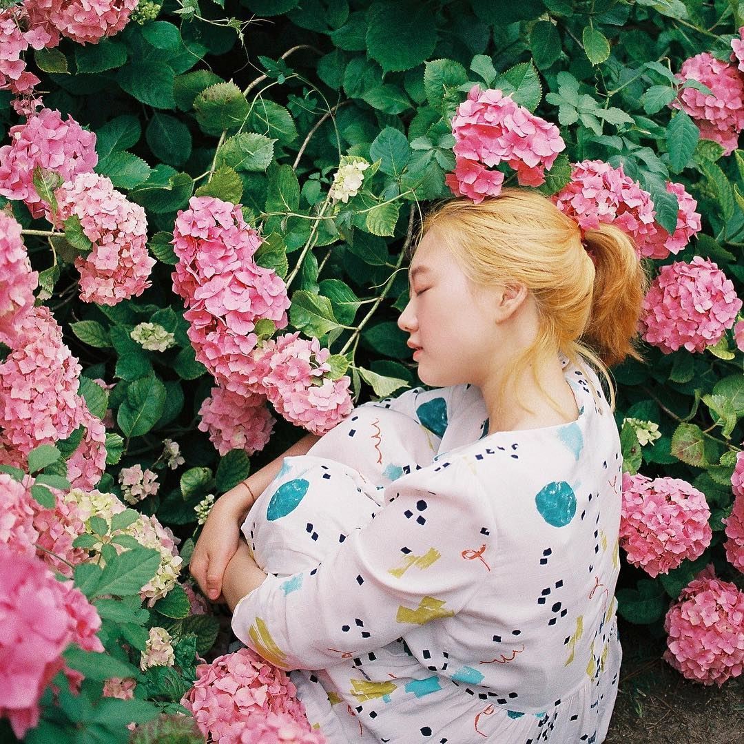 紅河旅拍【婚紗照微電影空拍/婚禮跟拍攝影/化妝服裝/包車導遊定制】