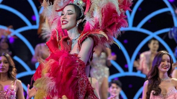 Chinese/English driver optional|private charter for 8 hours to visit Patong + Chalong Temple + Phuket Town + Simon Show