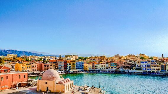 Adelianos KamposTours