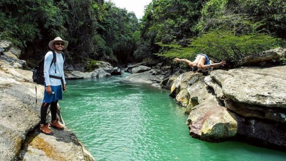 Cali: Guided Day-Trip to San Cipriano with Traditional Lunch