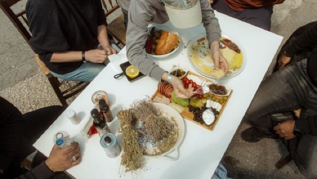 From Heraklion: Olive, Wine & Monastery Luxury Guided Tour