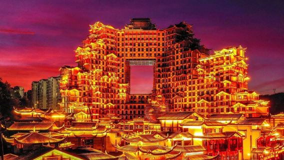 Zhangjiajie Tianmen Mountain National Forest Park & Seventy-Two Wonders Towers Chinese Group Tour One-Day Tour