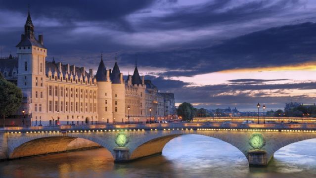 法國巴黎埃菲爾鐵塔+羅浮宮+塞納河+巴黎聖母院+奧賽博物館