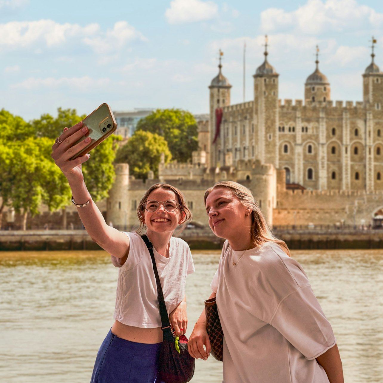 Torre di Londra: visita guidata + crociera sul Tamigi + accesso ai gioielli della Corona