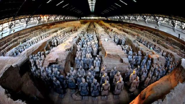 Emperor Qinshihuang's Mausoleum Site Museum + Lishan Garden [Private Guided Tour 1-on-1|No Join-in Tour] Fun Parent-Child Study Tour|No hidden fees, no shopping stops|Multiple packages/time slots available