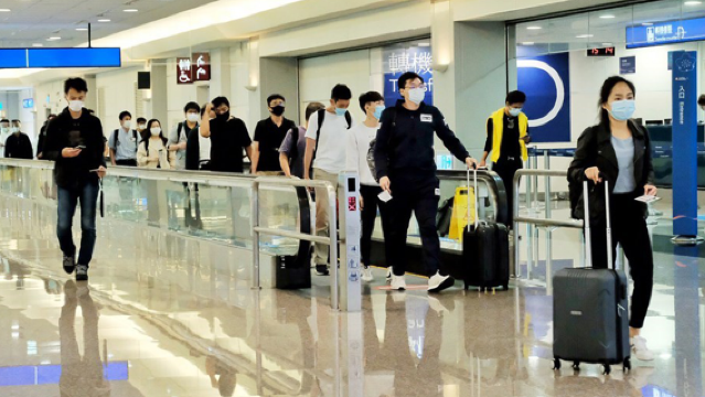 Layanan VIP Fast Track untuk pemeriksaan imigrasi di Bandara Internasional Noi Bai (HAN), Hanoi