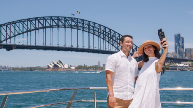 Crociera panoramica di 1 ora Fantasea a Sydney con passaggio al mercato del pesce (partenza da Darling Harbour)
