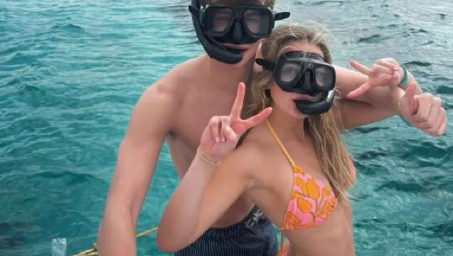 กิจกรรมท่องเกาะพะงันด้วยเรือสปีดโบ๊ทและดำน้ำดูปะการัง