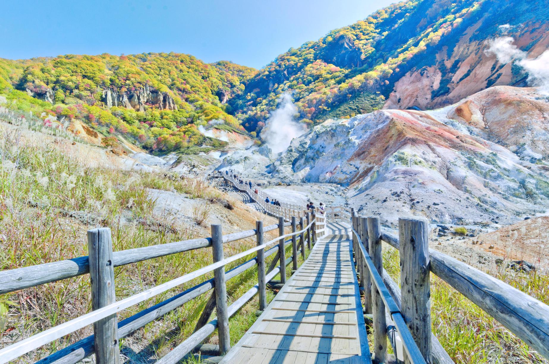 北海道登別有珠山+地球岬+支笏湖一日遊