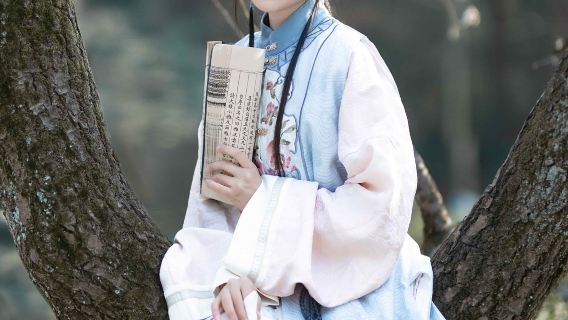 祁門Trip Moments【跟拍攝影親子家庭個人情侶照片短影片宣傳片寫真婚紗底片全送翻譯】