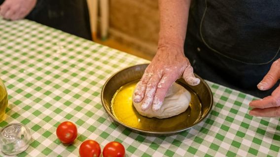 Bari Cooking Class: Traditional Focaccia & Orecchiette