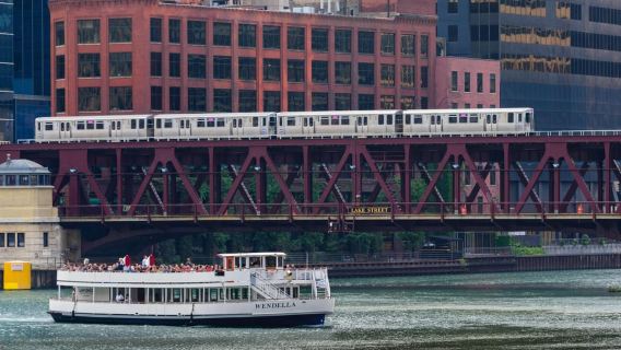 Chicago: 45 minuutin perheystävällinen arkkitehtuuriristeily joella