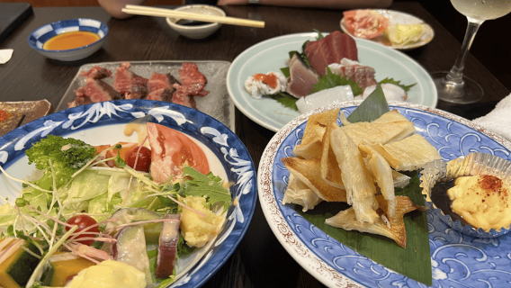 เกียวโต: ทัวร์อาหารย่านกิออนและปอนโตโช พร้อมชิมอาหารสูงสุด 13 เมนู