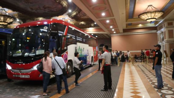 [Linea rapida Hong Kong-Macau, attraversando il Ponte Hong Kong-Zhuhai-Macau] Bus diretto da The Venetian Macau a Prince Edward Hong Kong via il Ponte Hong Kong-Zhuhai-Macau