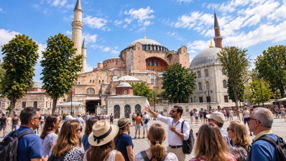 Istanbul Stadt-Highlights, Bosporus-Kreuzfahrt, Balat, Pierre-Loti-Hügel, Großer Basar, Sultan-Ahmed-Moschee
