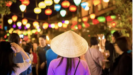 Featured tour with 3 reviews: Da Nang, Vietnam Half-Day Tour: Marble Mountains and Hoi An Ancient Town [Door-to-Door Pickup | Daily Tours]
