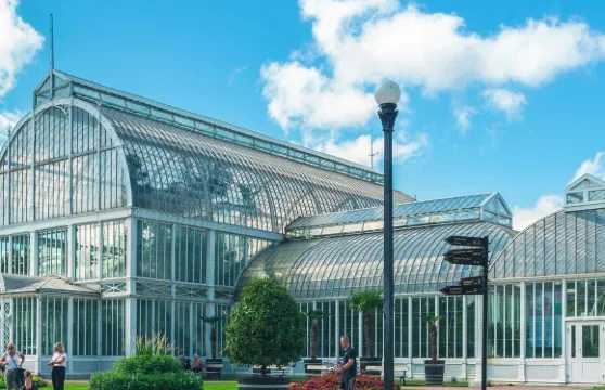 斯堪森堡+哥德堡市政廳廣場+口紅大樓+哥特堡植物園一日遊