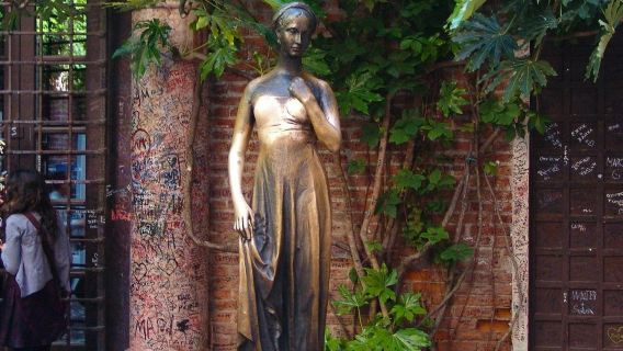 Verona: Perjalanan Sehari dari Venesia