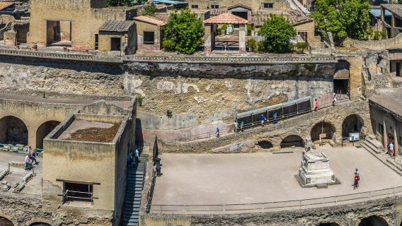 Vesuvius & Herculanuem: Skip The Line Ticket + Roundtrip From Pompeii
