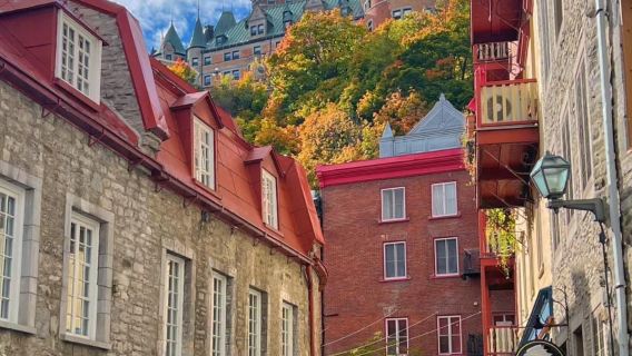 Canada + Quebec Petit Champlain Street + Star-shaped Castle Fortress one-day tour with Chinese and English Service