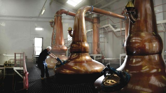 Discover Malt Whisky small-group day tour from Edinburgh