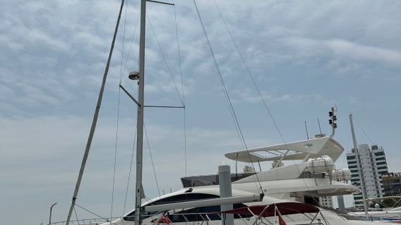 【珠海遊艇租賃】珠海九洲國際 45英尺亞諾進口動力帆遊艇 包船出海+自駕體驗